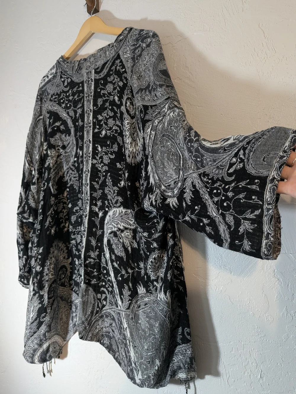 Black&White Whimsigoth Tapestry Fringe Poncho Shawl Festival Boho Stevie Nicks
